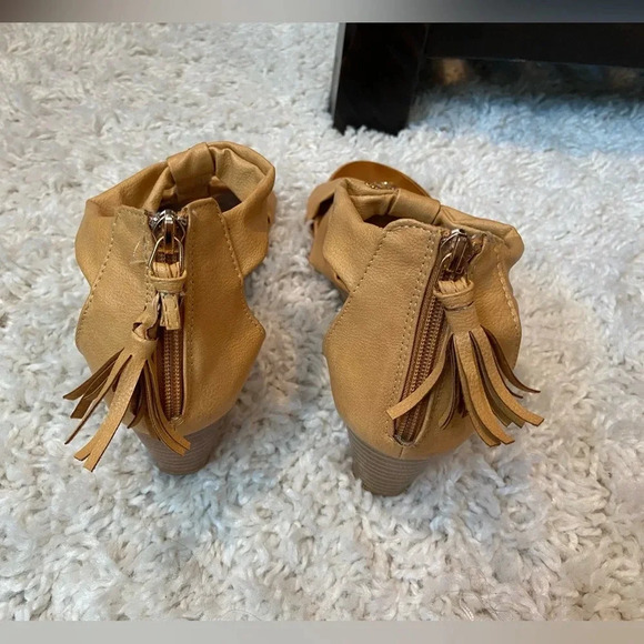 Brown wedges - Picture 5 of 5